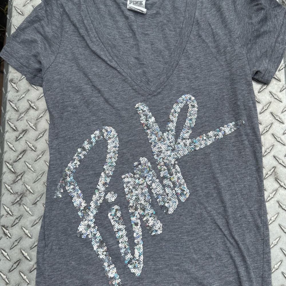 PINK Victoria's Secret Gray Graphic Fitted T-Shirt